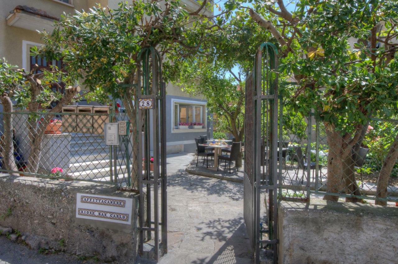 Hotel Rione San Carlo Finale Ligure Exteriér fotografie