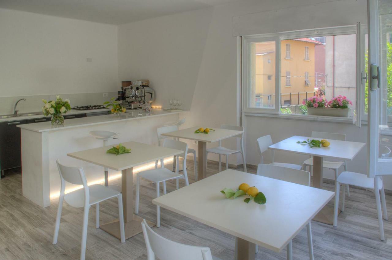 Hotel Rione San Carlo Finale Ligure Exteriér fotografie