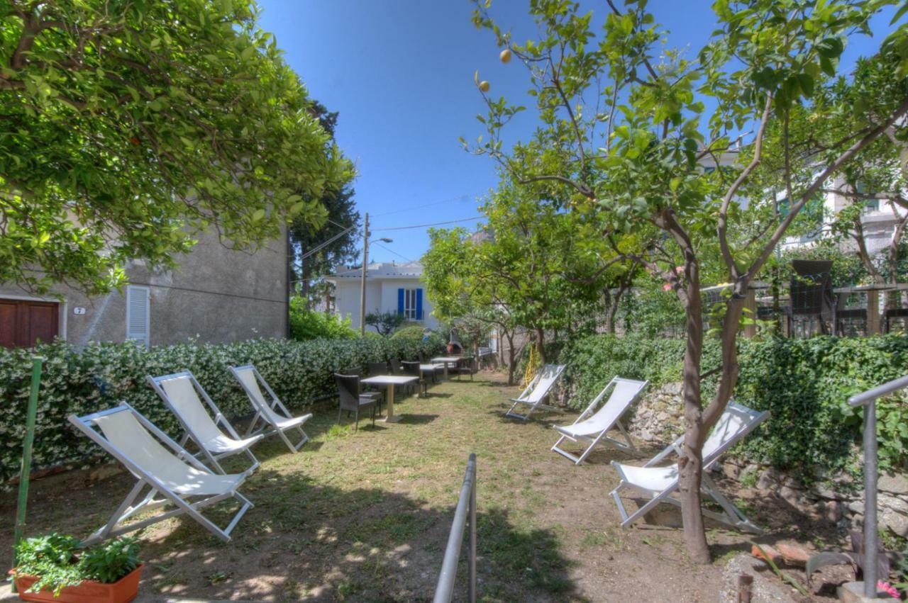 Hotel Rione San Carlo Finale Ligure Exteriér fotografie